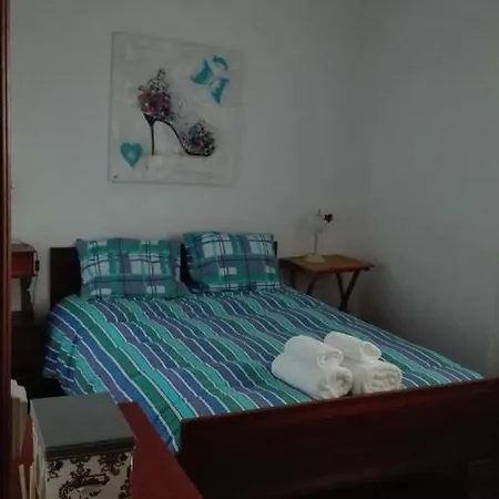 A Casa Dos Padrinhos Πανσιόν Atouguia Da Baleia